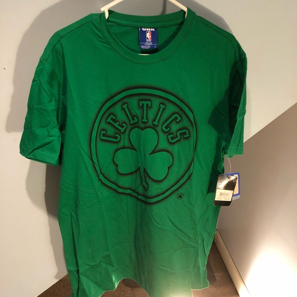 Men’s Celtics shirt new